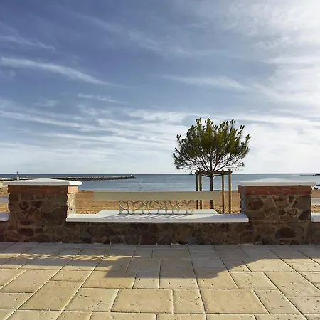 Le Vieux Mole Дом отдыха *