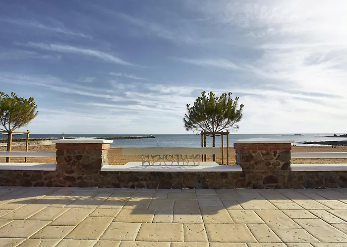 Le Vieux Mole Дом отдыха *